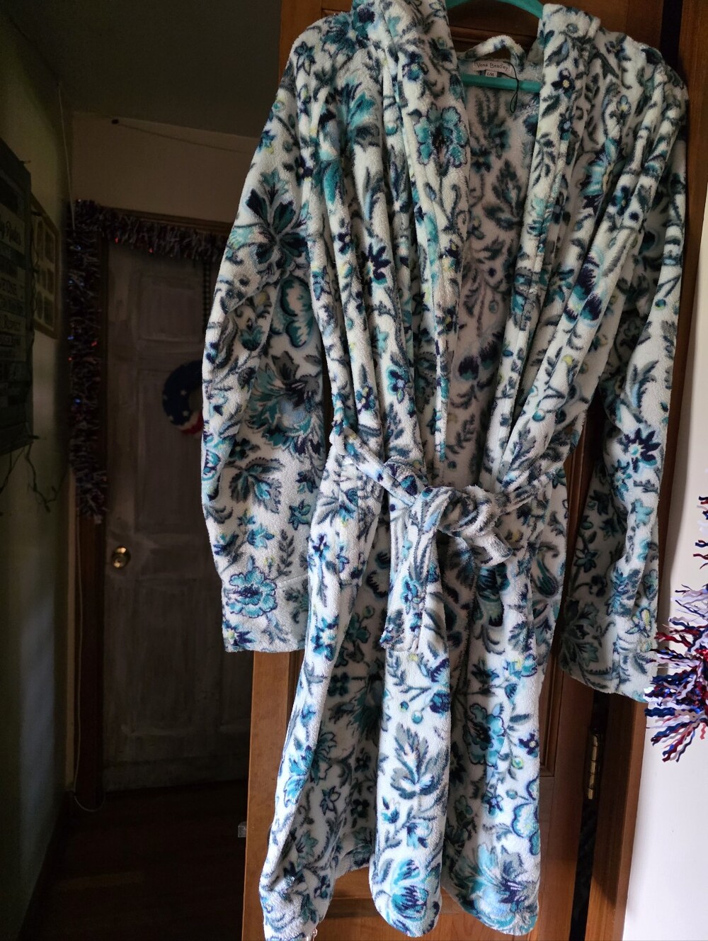 Vera Bradley Plush Floral Fleece Bathrobe with Hood and Tie Waist XL